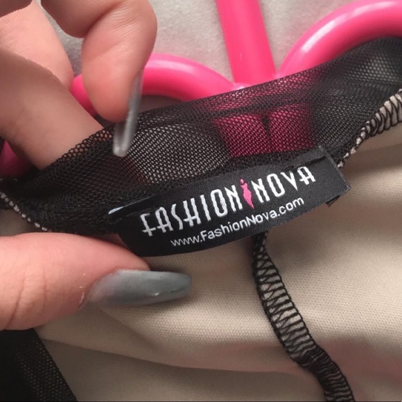 Fashion nova dress - Picture 2 of 2